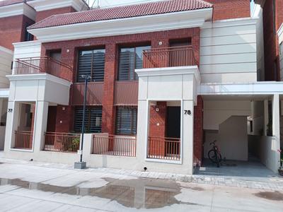 Image of 1200 Sq.ft 4.5 BHK Independent House for rent in Waghodia Road, Vadodara for Rs. 25000