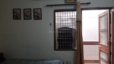 Bedroom Image of 950 Sq.ft 2 BHK Independent House for rent in Sector 104 Noida for Rs. 22000
