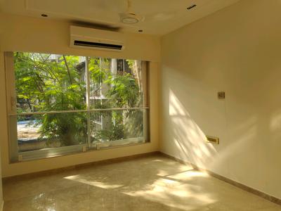 Bedroom Image of 1200 Sq.ft 3 BHK Apartment / Flat for sale in Vile Parle West Mumbai for Rs. 60000000