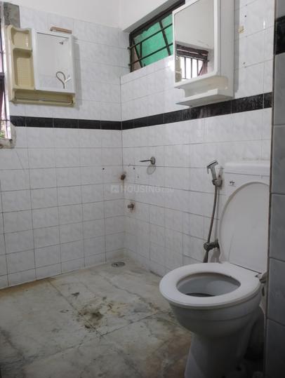 Alaknanda Apartment Bathroom 1