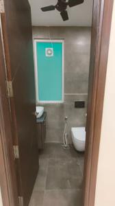 Bathroom Image of 2700 Sq.ft 4 BHK Builder Floor for rent in Sector 49 Gurgaon for Rs. 90000