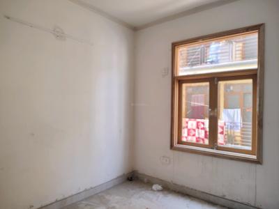 Bedroom Image of 650 Sq.ft 2 BHK Apartment / Flat for sale in Sangam Vihar New Delhi for Rs. 4000000