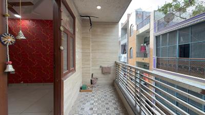 Balcony Image of 1000 Sq.ft 3 BHK Builder Floor for rent in Razapur Khurd New Delhi for Rs. 18500