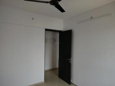 Bedroom Image of 960 Sq.ft 2 BHK Apartment / Flat for rent in Puraniks Tokyo Bay, Kasarvadavali Thane for Rs. 20000