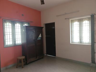 Bedroom Image of 1400 Sq.ft 2 BHK Builder Floor for rent in Kil Ayanambakkam Chennai for Rs. 21000