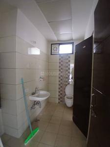 Bathroom Image of 1850 Sq.ft 3 BHK Apartment / Flat for sale in MD Leafstone Apartments, Nabha Zirakpur for Rs. 7700000