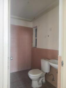 Common Bathroom Image of 830 Sq.ft 2 BHK Apartment / Flat for sale in Jaypee Aman, Aurangabad Noida for Rs. 6700000