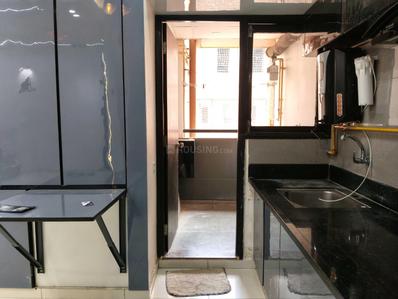 Kitchen Image of 930 Sq.ft 2.5 BHK Apartment / Flat for rent in Malabar County III, Vaishno Devi Circle Ahmedabad for Rs. 28000