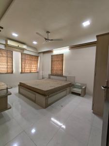 Bedroom Image of 1950 Sq.ft 3 BHK Apartment / Flat for rent in Navrangpura Ahmedabad for Rs. 55000