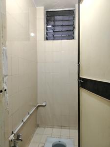 Common Bathroom Two Image of 650 Sq.ft 1 BHK Apartment / Flat for rent in KNK Yashshree, Kondhwa Budruk Pune for Rs. 14000
