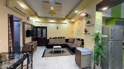 Living Room Image of 1750 Sq.ft 3 BHK Apartment / Flat for sale in Bakeri Surel Apartments, Bodakdev Ahmedabad for Rs. 14500000