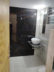 Bathroom Image of 2000 Sq.ft 3 BHK Duplex for rent in Krishna Muskan City Phase One Duplex, Raksha Jabalpur for Rs. 22000