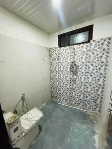 Bathroom Image of 1200 Sq.ft 3 BHK Apartment / Flat for sale in Govindpuram Ghaziabad for Rs. 4150000