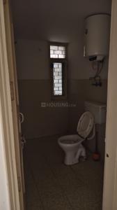 Bathroom Image of 1550 Sq.ft 3 BHK Apartment / Flat for sale in Manu Apartment, Mayur Vihar Phase 1 New Delhi for Rs. 33000000