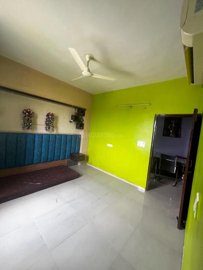 Gadbadi Bedroom 1