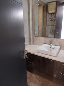 Bathroom Image of 2925 Sq.ft 4 BHK Builder Floor for rent in Safdarjung Enclave New Delhi for Rs. 275000
