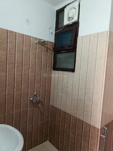 Image of 1750 Sq.ft 3 BHK Builder Floor for rent in Sector 71, Noida for Rs. 32000