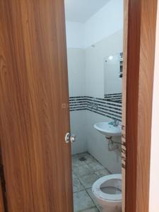 Bathroom Image of 690 Sq.ft 2 BHK Apartment / Flat for sale in Shree Green Court, Sector 90 Gurgaon for Rs. 8000000