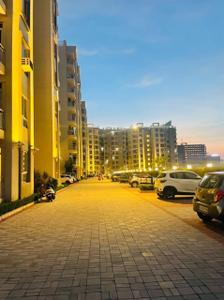 Image of 1730 Sq.ft 2 BHK Apartment / Flat for sale in Highland Park Luxuria, Bhabat, Zirakpur for Rs. 8900000