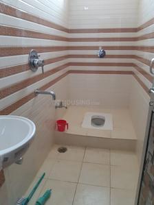 Bathroom Image of 1000 Sq.ft 2 BHK Apartment / Flat for rent in Laheriasarai Darbhanga for Rs. 10000