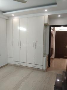 Bedroom Image of 1800 Sq.ft 3 BHK Builder Floor for rent in  Vigyan Vihar RWA, Surajmal Vihar New Delhi for Rs. 45000