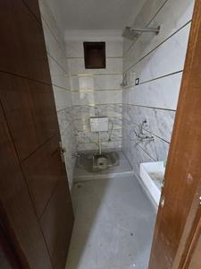 Bathroom Image of 1100 Sq.ft 3 BHK Builder Floor for sale in Laxmi Nagar New Delhi for Rs. 8600000