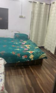 Bedroom Image of 624 Sq.ft 1 RK Builder Floor for rent in DDA Flats Hari Nagar, Hari Nagar New Delhi for Rs. 11000