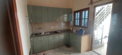 Kitchen Image of 1000 Sq.ft 2 BHK Independent House for rent in Gomti Nagar Lucknow for Rs. 15000