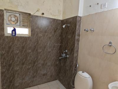 Image of 1275 Sq.ft 2 BHK Apartment / Flat for rent in Rohtas Plumeria Homes, Gomti Nagar, Lucknow for Rs. 24000