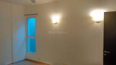 Bedroom Image of 2300 Sq.ft 4 BHK Apartment / Flat for sale in Emaar Commonwealth Games Village, Pandav Nagar New Delhi for Rs. 105000000