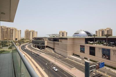 Balcony Image of 484 Sq.ft 1 RK Apartment / Flat for sale in The Palm Jumeira Dubai for Rs. 44367926