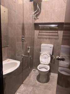 Bathroom Image of 1200 Sq.ft 3 BHK Apartment / Flat for rent in Surapet Chennai for Rs. 22000