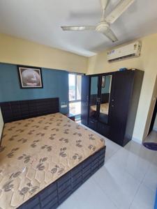 Bedroom Image of 670 Sq.ft 2 BHK Apartment / Flat for rent in Royal Oasis, Malad West Mumbai for Rs. 60000