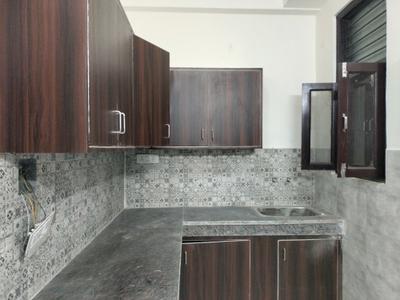 Kitchen Image of 650 Sq.ft 1 BHK Apartment / Flat for sale in CI Golf City Apartment, Kambakshpur Noida for Rs. 2185100