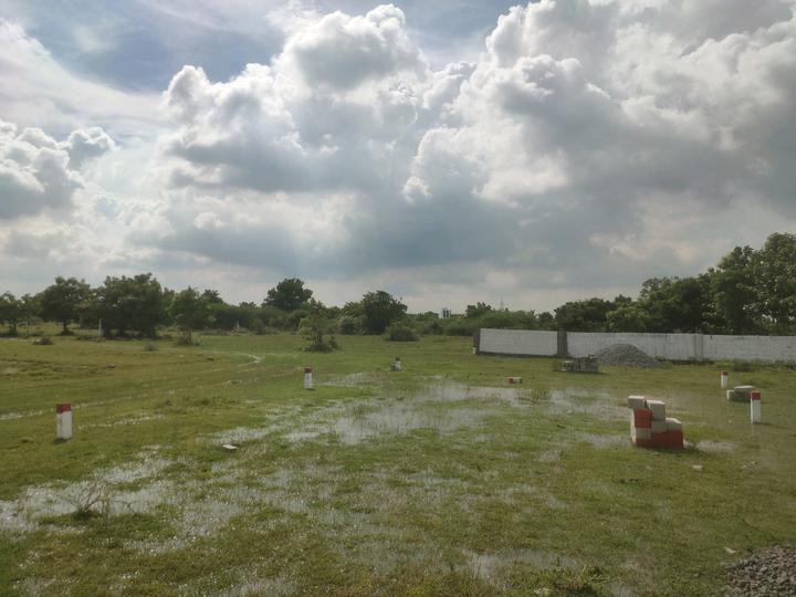 legend gaden Main Image 1