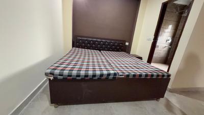 1 RK Independent Builder Floor