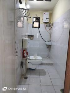 Bathroom Image of 1250 Sq.ft 2 BHK Apartment / Flat for rent in Shubham Apartment, Dharampeth Nagpur for Rs. 24000