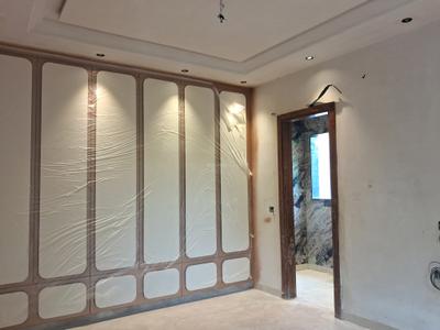 Bedroom Image of 1620 Sq.ft 3 BHK Builder Floor for sale in Rajouri Garden New Delhi for Rs. 35000000
