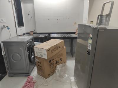 Kitchen Image of 650 Sq.ft 1 BHK Apartment / Flat for rent in Dadar West Mumbai for Rs. 60000