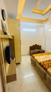 Bedroom Image of 450 Sq.ft 1 BHK Builder Floor for rent in Sector 111 Gurgaon for Rs. 18500