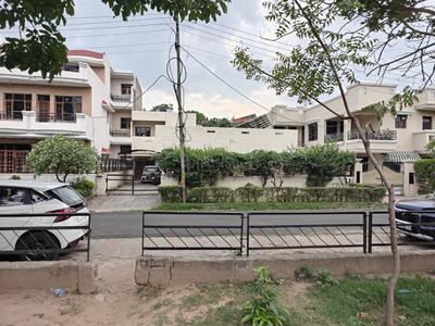 Image of 3200 Sq.ft 3 BHK Independent House for sale in Sector 38, Chandigarh for Rs. 185000000