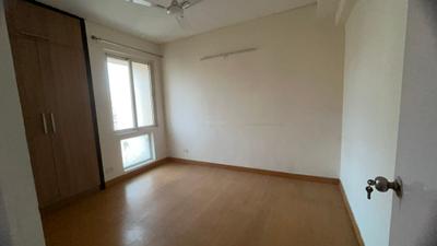 Bedroom Image of 1385 Sq.ft 3 BHK Apartment / Flat for rent in Jaypee Kosmos, Sector 134 Noida for Rs. 28000