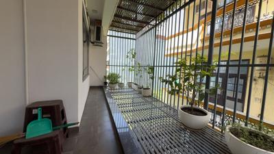 Balcony Image of 3200 Sq.ft 4 BHK Builder Floor for rent in DLF Independent Floors, DLF Phase 3 Gurgaon for Rs. 98000