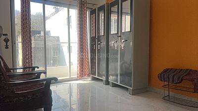 Living Room Image of 570 Sq.ft 1 BHK Apartment / Flat for rent in Gokhalenagar Pune for Rs. 20000