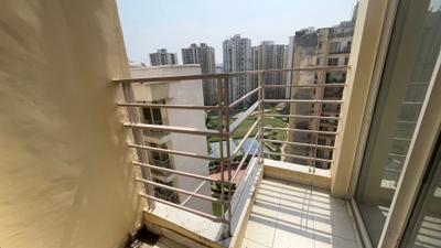 Bedroom Image of 925 Sq.ft 2 BHK Apartment / Flat for sale in Paras Tierea, Sector 137 Noida for Rs. 8000000