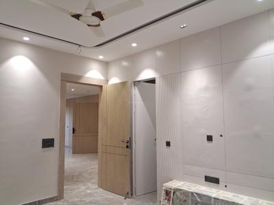 Bedroom Image of 2700 Sq.ft 4 BHK Builder Floor for sale in Paschim Vihar New Delhi for Rs. 60000000