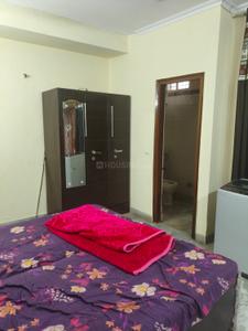Bedroom Image of 1002 Sq.ft 2 BHK Builder Floor for rent in Lajpat Nagar New Delhi for Rs. 45040