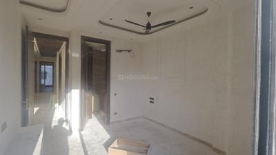 Bedroom Image of 1800 Sq.ft 3 BHK Builder Floor for sale in Chittaranjan Park New Delhi for Rs. 63000000