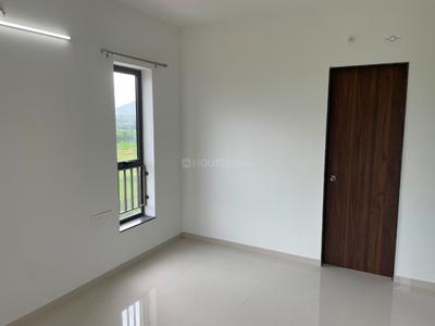 Bedroom Image of 711 Sq.ft 2 BHK Apartment / Flat for rent in Shapoorji Pallonji Sensorium Phase I, Maan Pune for Rs. 25500
