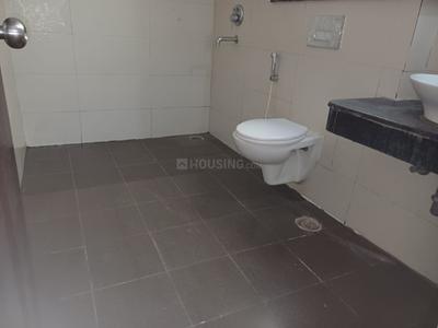 Bathroom Image of 1705 Sq.ft 3 BHK Apartment / Flat for sale in Viraj BBD Green City Sunbreeze 1, Semra Lucknow for Rs. 10500000